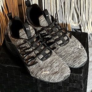 MEN'S PUMA AXELION SPARK SNEAKERS - BLACK/GRAY